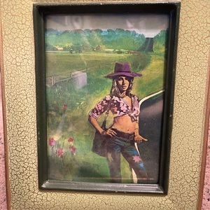 Meet your Posher, Parlor house